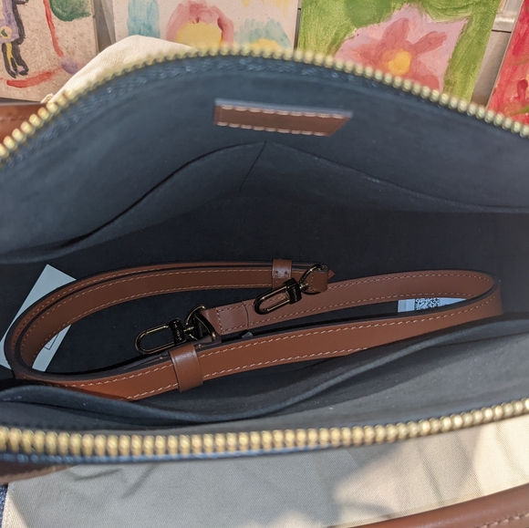 Louis Vuitton purse - Picture 4 of 7